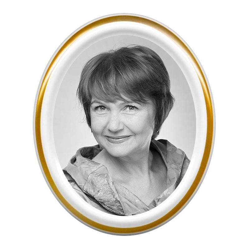 Bohemia owal zdjęcie czarno-białe i złoty pasek